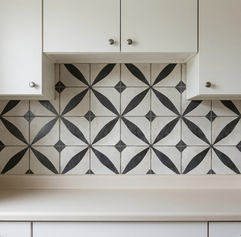 Vintage Black & White Floral Starburst Geometric Peel and Stick Backsplash Tile - R215