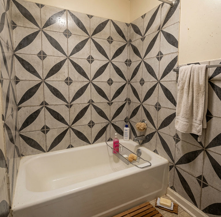 Vintage Black & White Floral Starburst Geometric Peel and Stick Backsplash Tile - R215